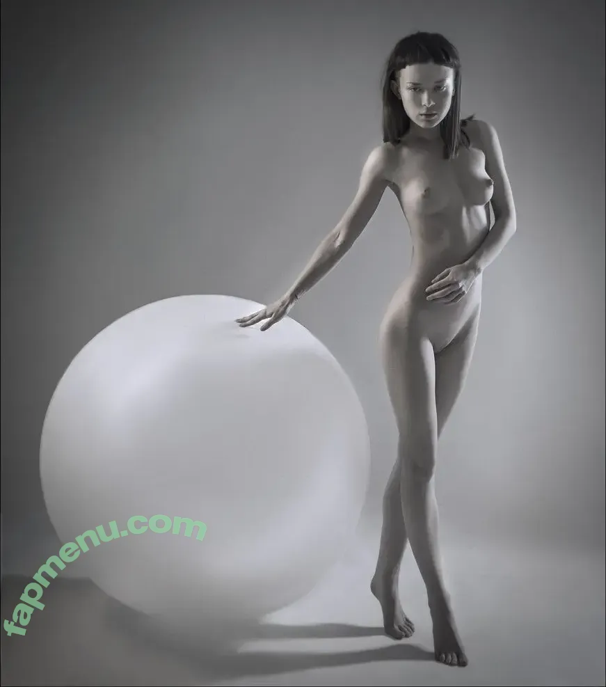 Polina Knyazeva nude photo #0821 (polushatolstusha)