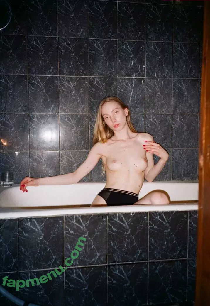 Polina Kobzeva nude photo #0011 (polina_200114)