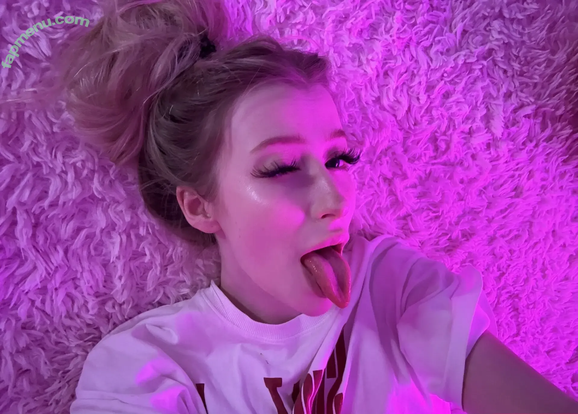 polina__li nude photo #0024 (_polina_li_)