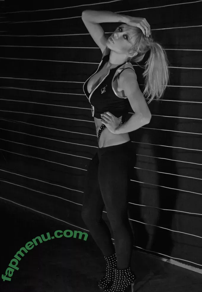 Polina Logunova nude photo #0097 (polinalogunova / Полина Логунова)