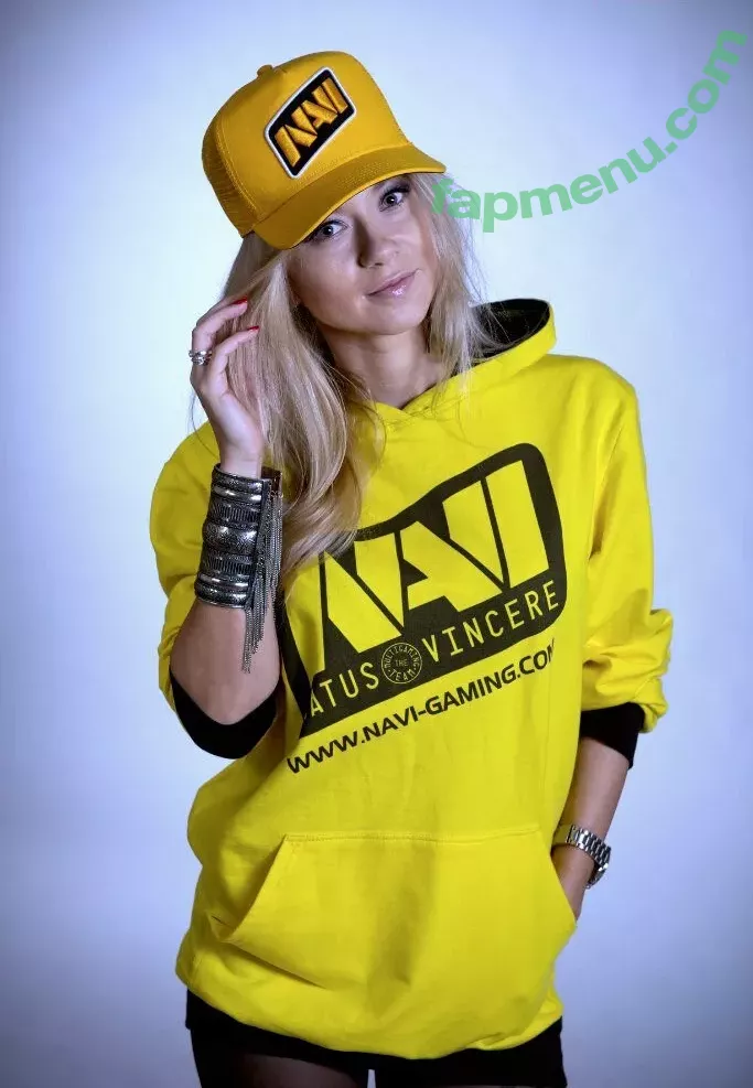 Polina Logunova nude photo #0144 (polinalogunova / Полина Логунова)