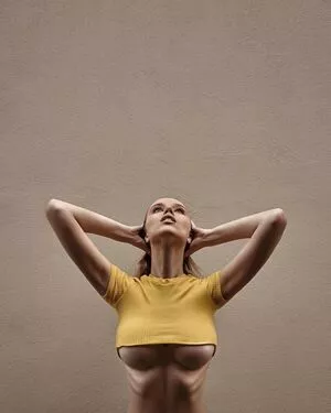 Polina Malinovskaya / polinamalinovskaya nude photo #0440