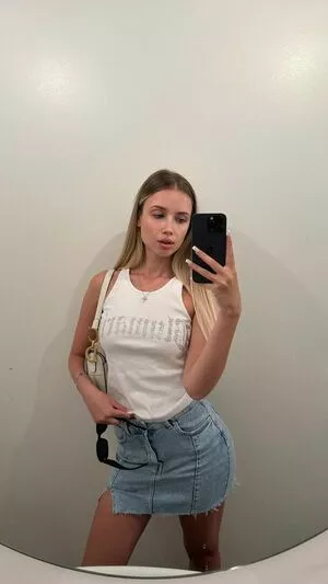 Polina Malinovskaya / polinamalinovskaya nude photo #0562