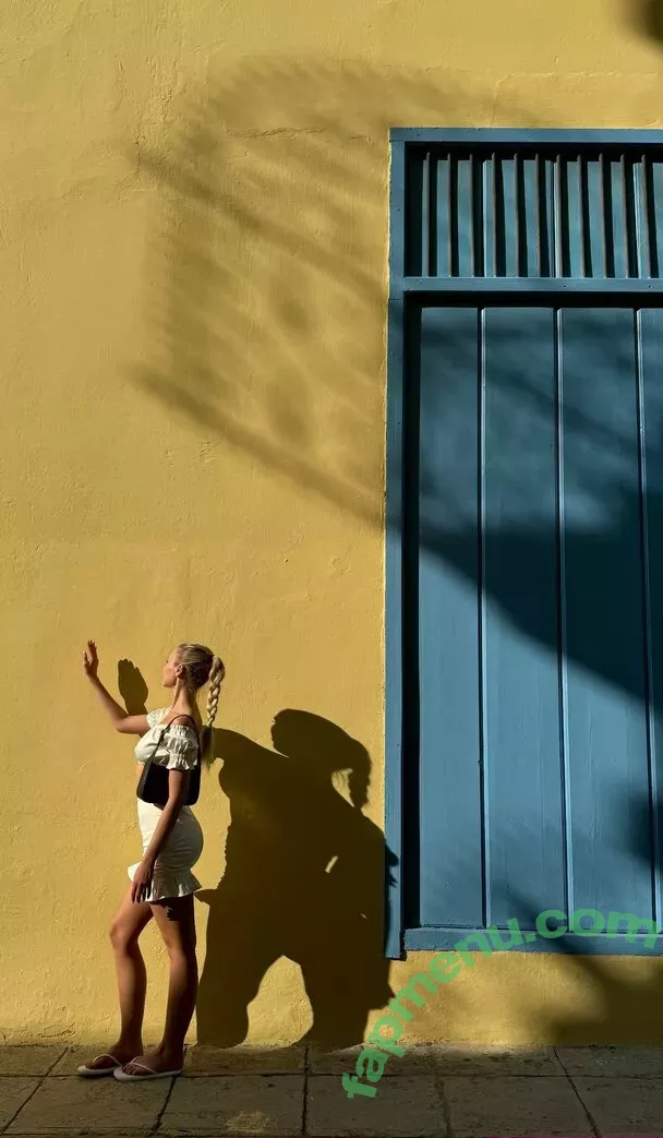 Polina Malinovskaya nude photo #0871 (polinamalinovskaya)