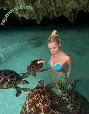 Polina Malinovskaya / polinamalinovskaya nude photo #1711