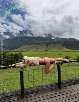 Polina Malinovskaya / polinamalinovskaya nude photo #1791