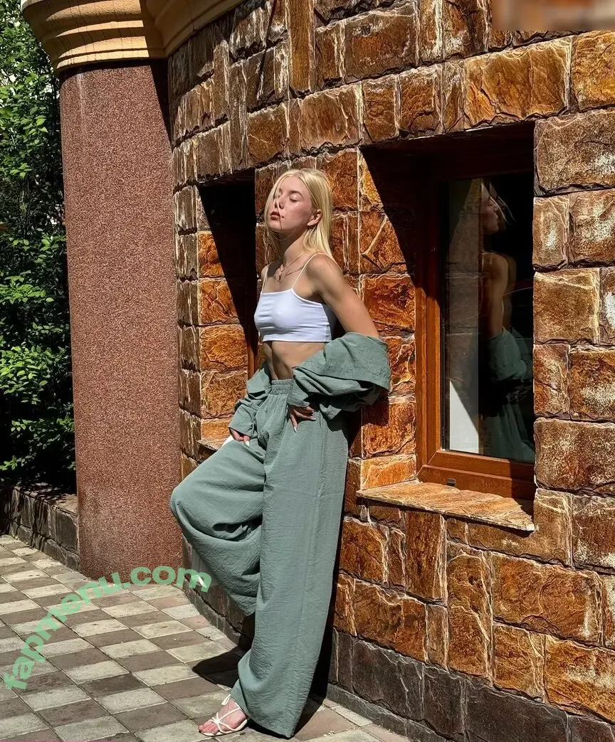 Polina Parfenenko nude photo #0014 (pollyy_ry)