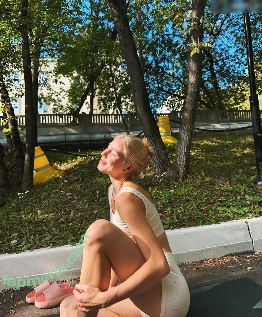 Polina Parfenenko nude photo #0138 (pollyy_ry)