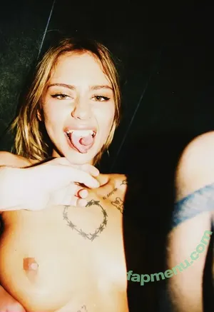 Polina Rahmanova / The.poli.ce Aka Poli.pops / the.poli.ce nude photo #0140