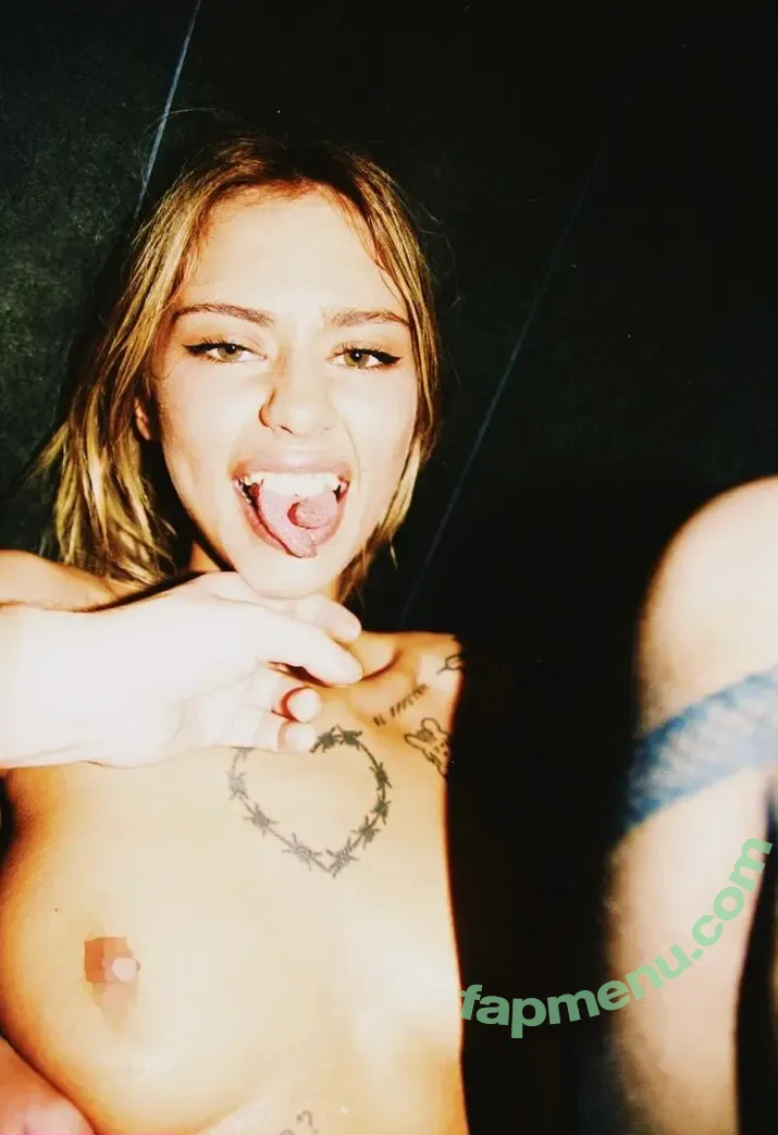 Polina Rahmanova nude photo #0140 (The.poli.ce Aka Poli.pops / the.poli.ce)