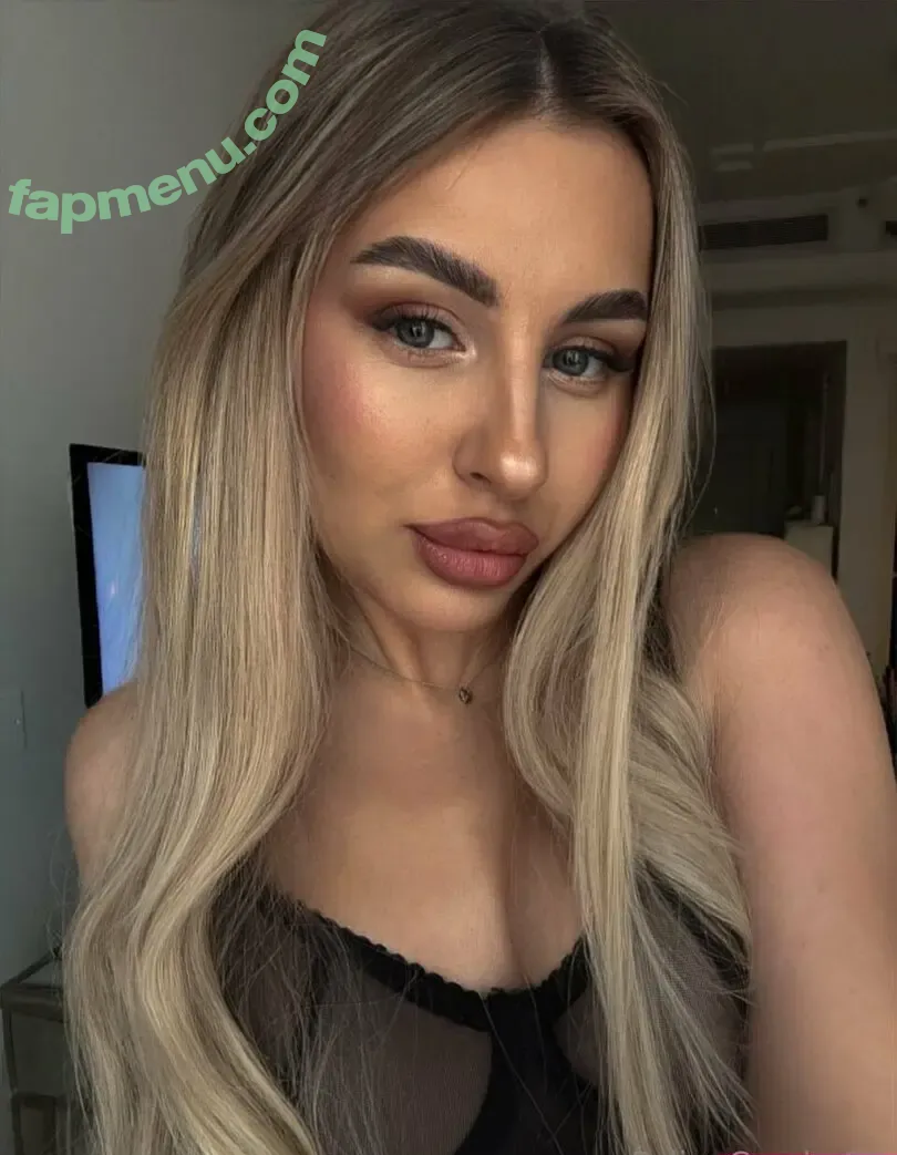 polinacandy nude photo #0200 (paulinascandiez)