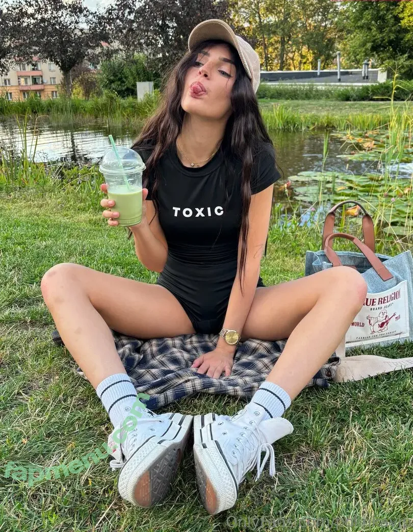 polinkavip nude photo #0089 (polinaart)