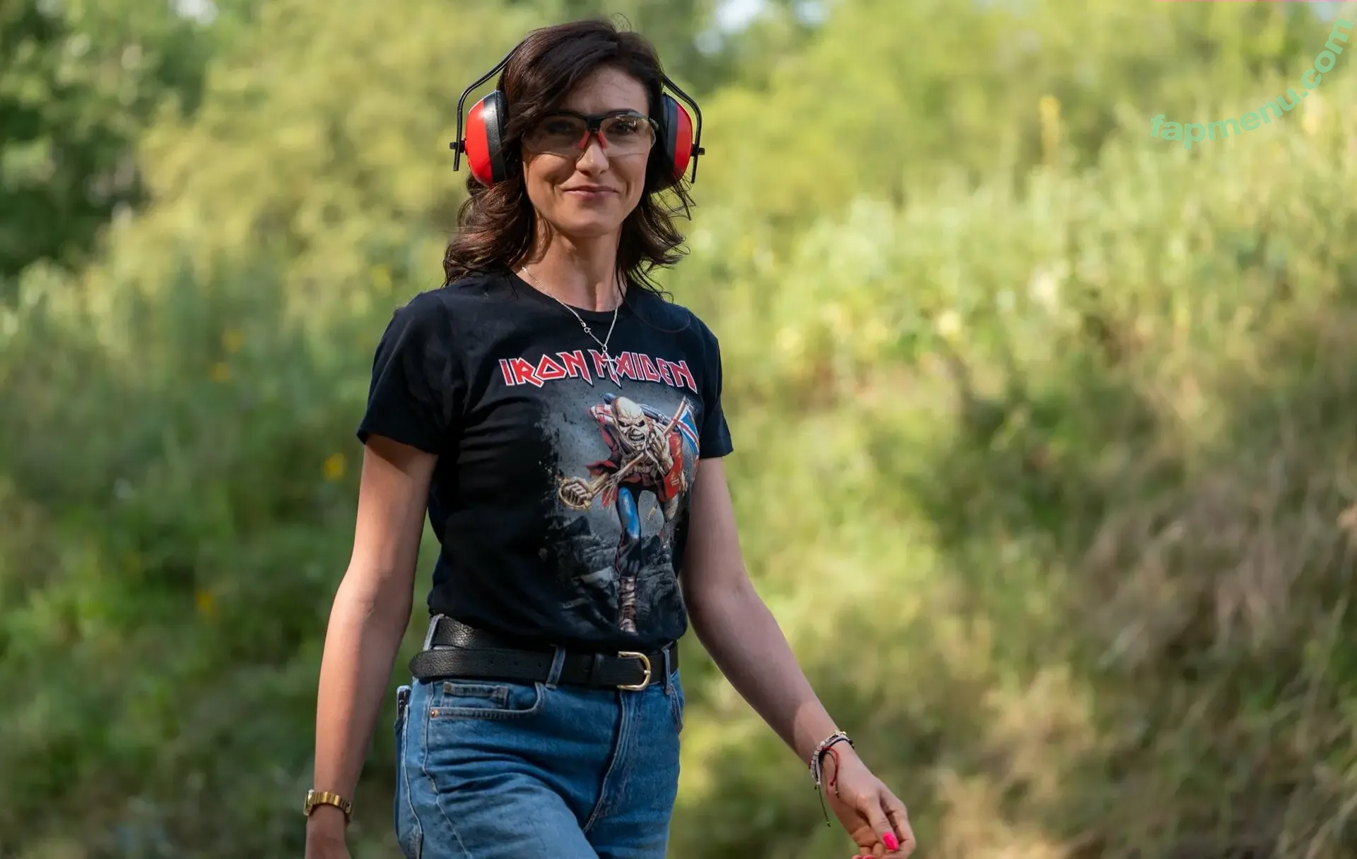 Political Ladies nude photo #0031 (womenandpolitics)