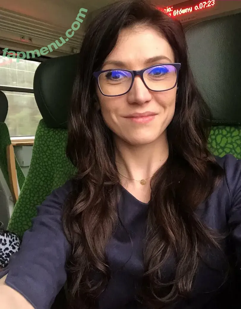 Political Ladies nude photo #0033 (womenandpolitics)