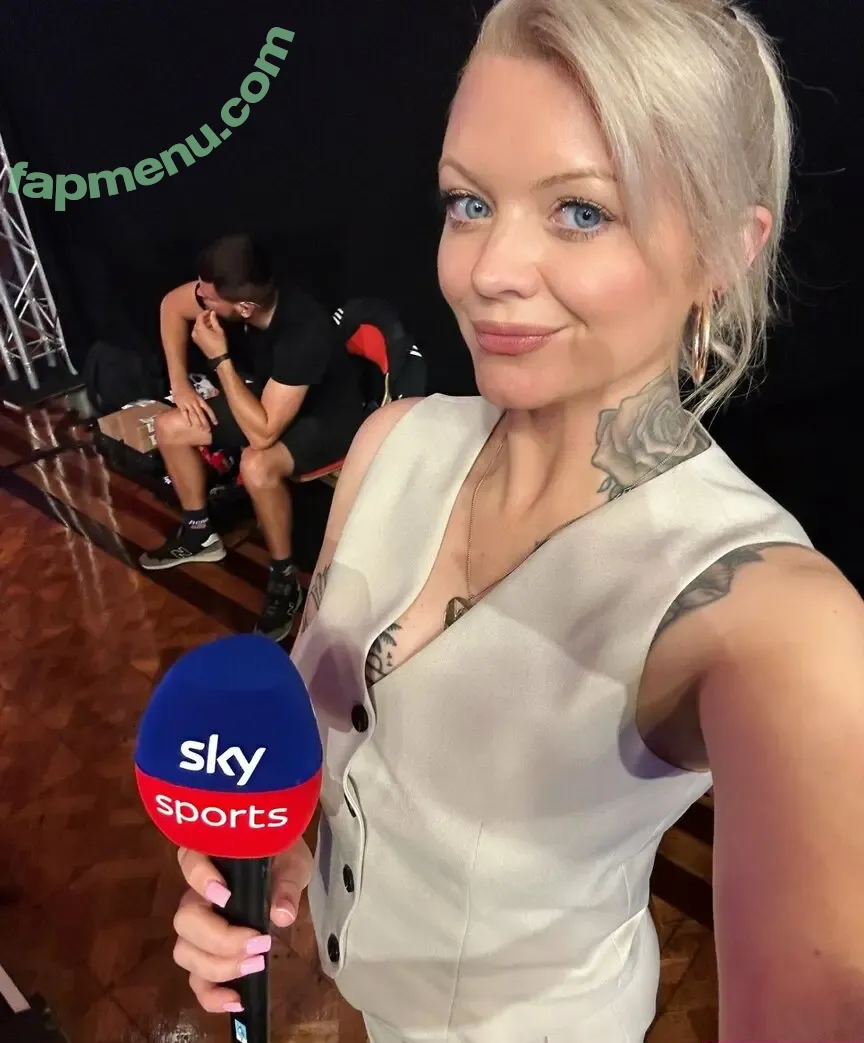 Polly James nude photo #0038 (Darts / pollyjames)