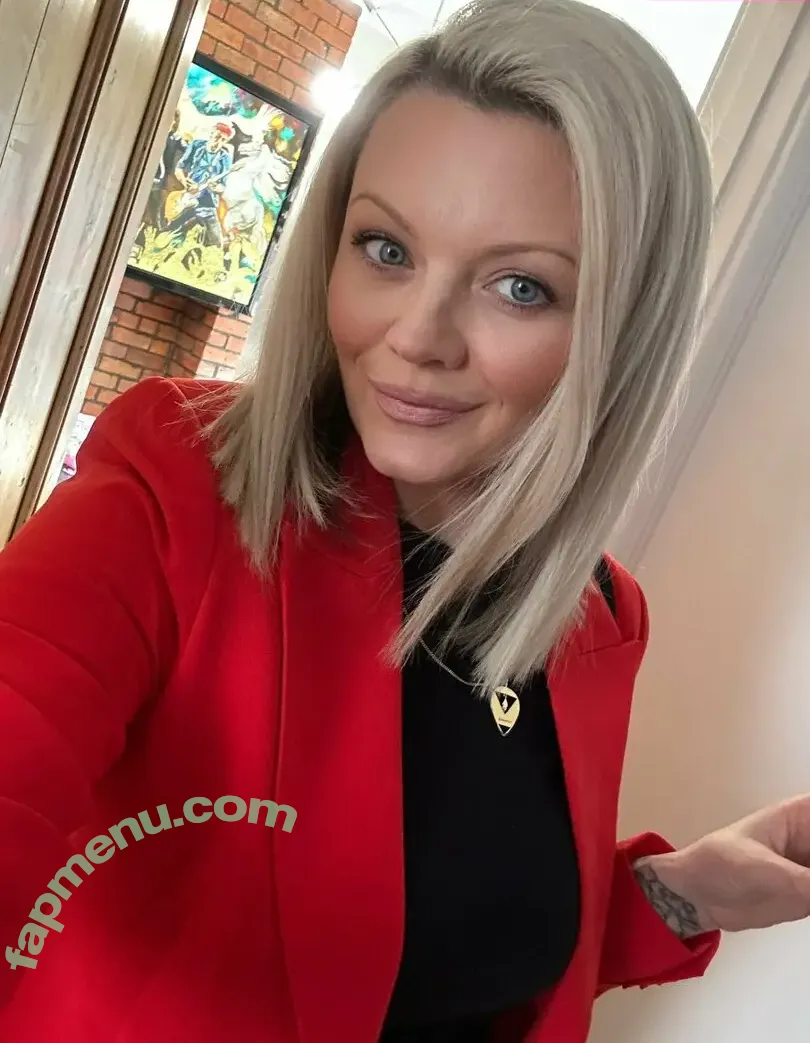 Polly James nude photo #0039 (Darts / pollyjames)