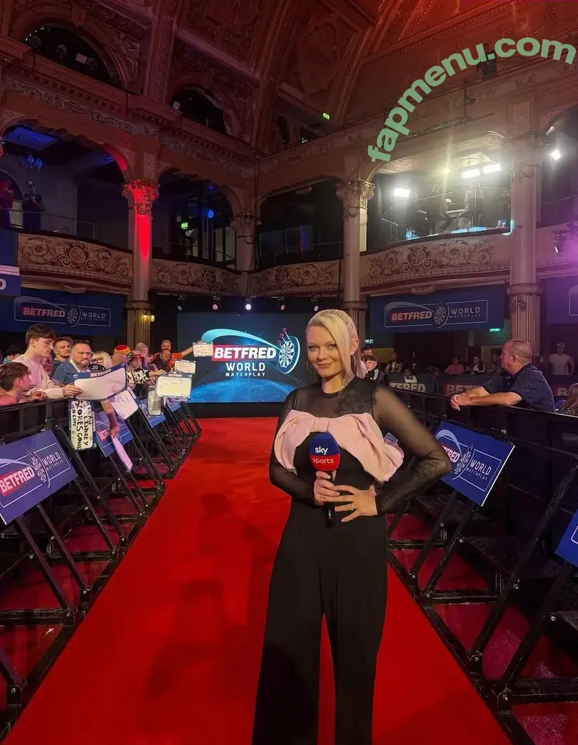 Polly James nude photo #0043 (Darts / pollyjames)