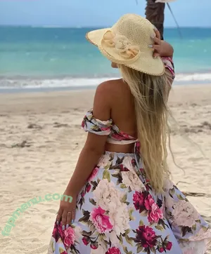 Polly Santos / poolly_j nude photo #0048