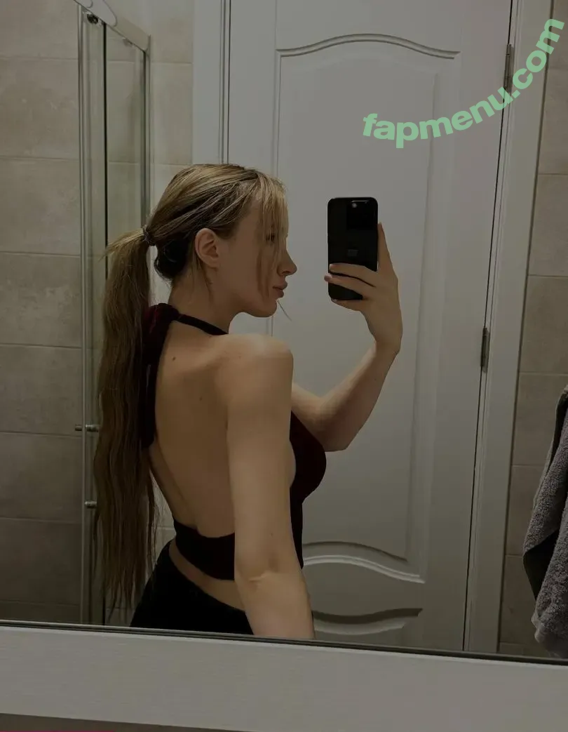 Polly Yangs nude photo #0652 (polly_yangs)