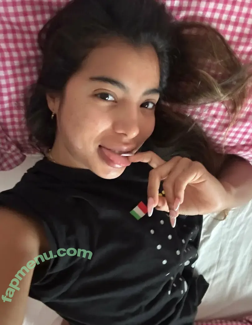 pollycardova nude photo #0026 (polly.cardova)