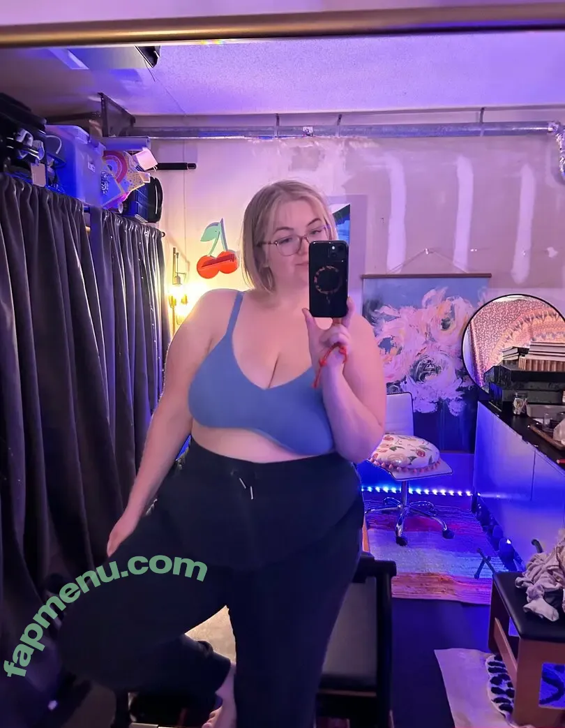 pollydoespilatesintro nude photo #0002 (pollydoespilatesintro)