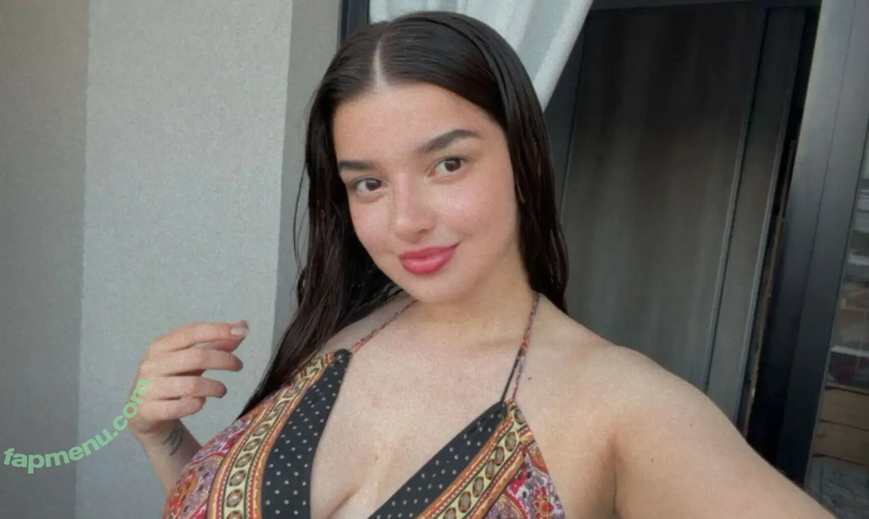 pollypock nude photo #0056 (pollypollockofficial)