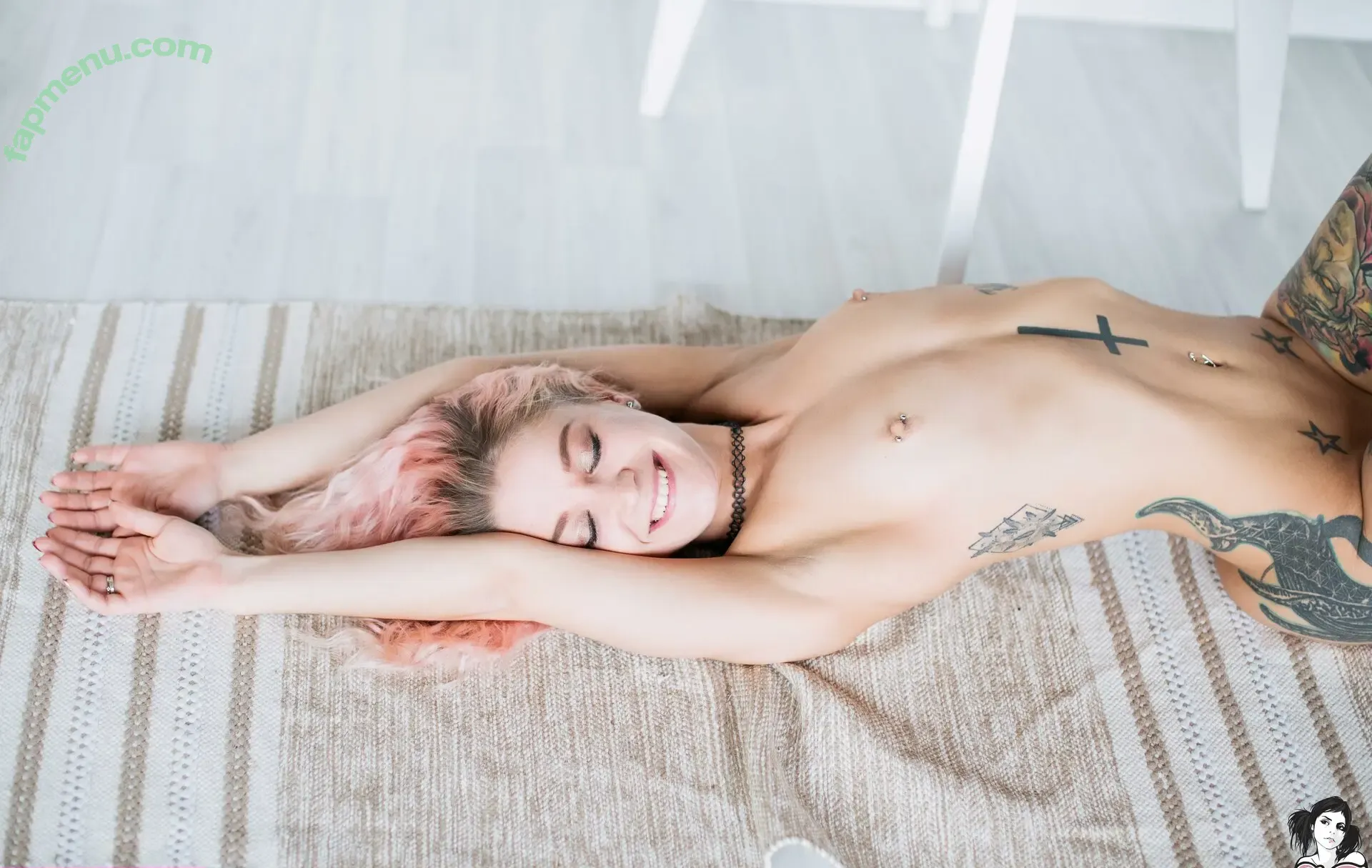 pollypolly nude photo #0089 (pixie_polly / polly.lolly)
