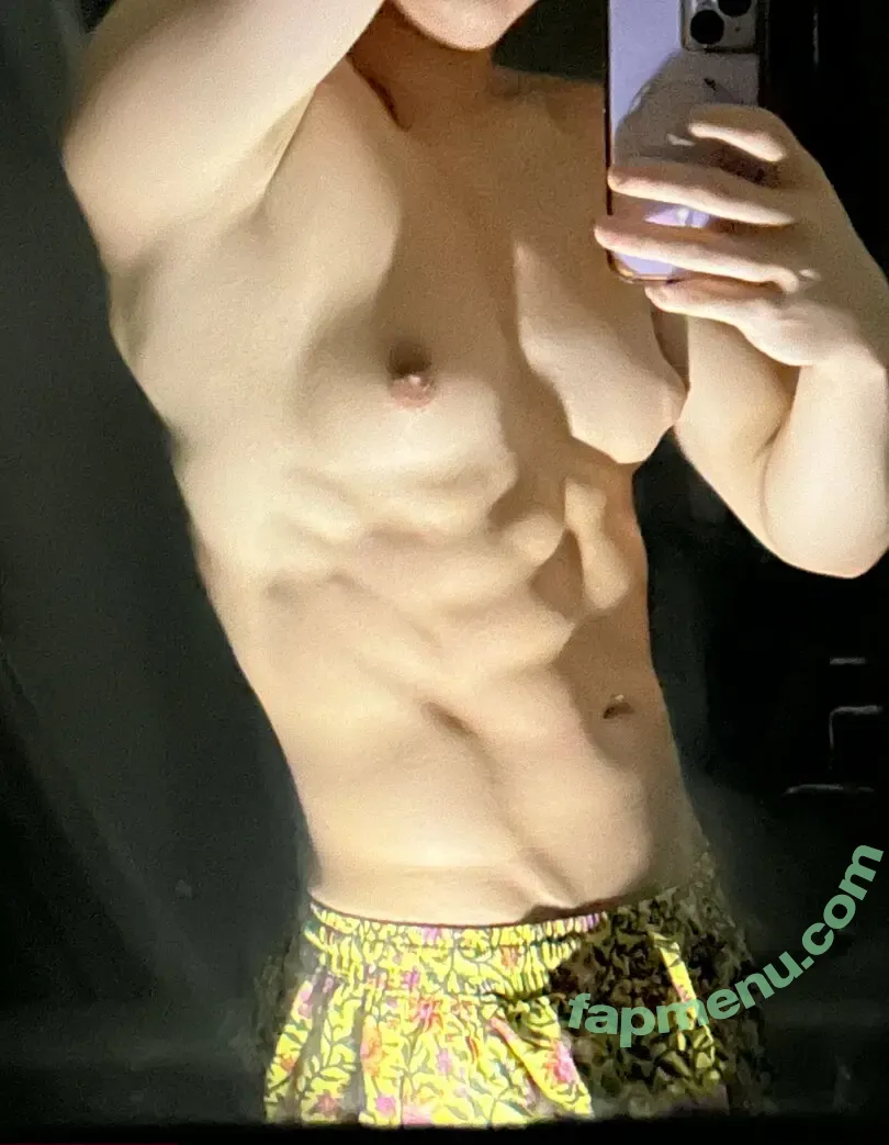 polyphonica nude photo #0021 (polyphonicauk)