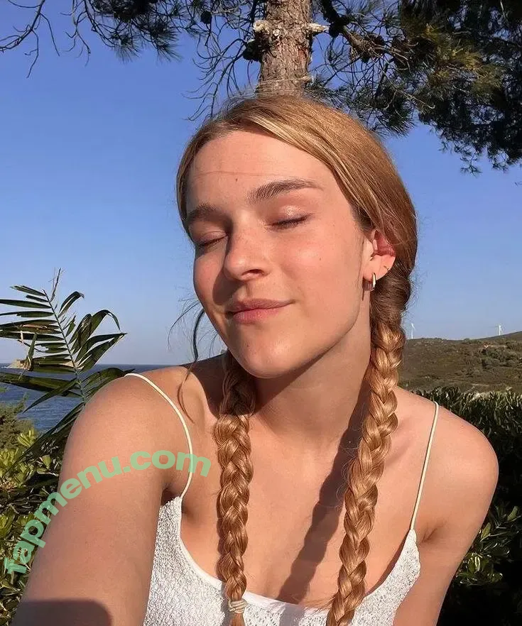 Pommelien Thijs nude photo #0681 (pommelienthijs / pommelinetilliere)