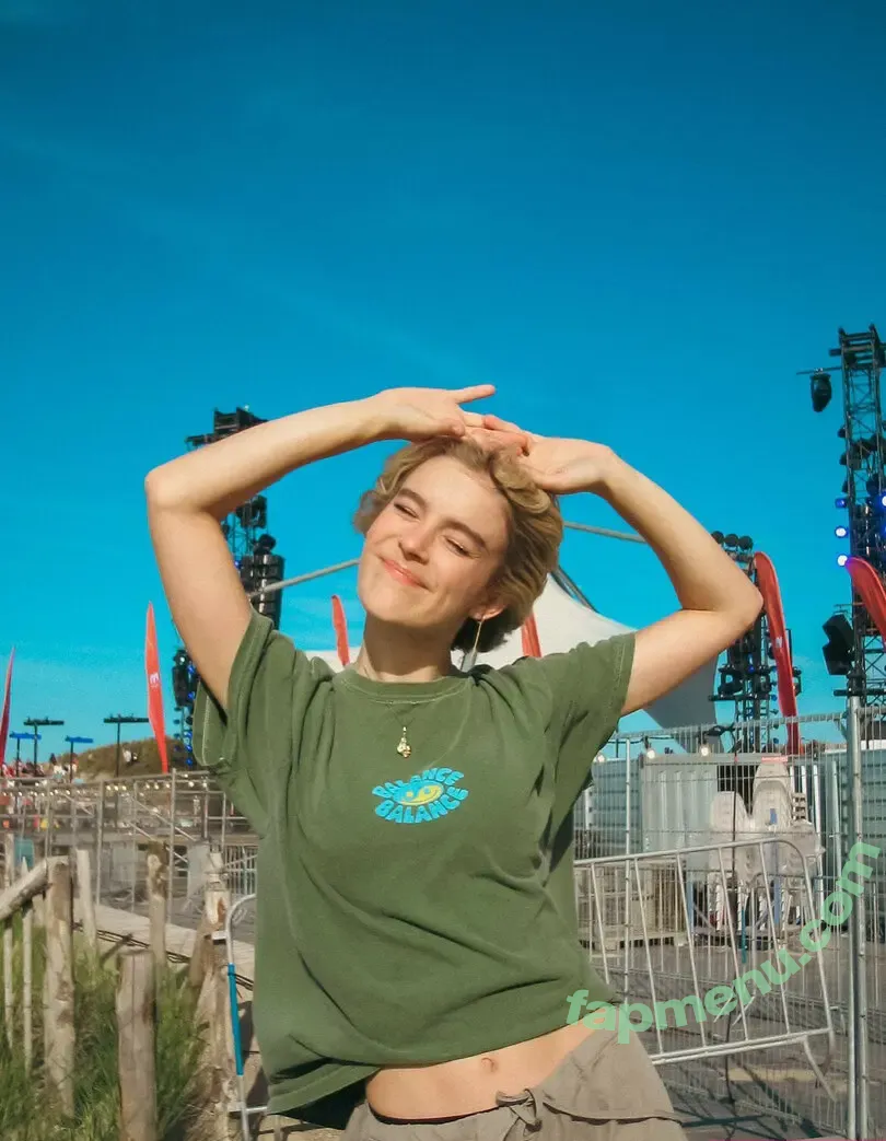 Pommelien Thijs nude photo #0805 (pommelienthijs / pommelinetilliere)