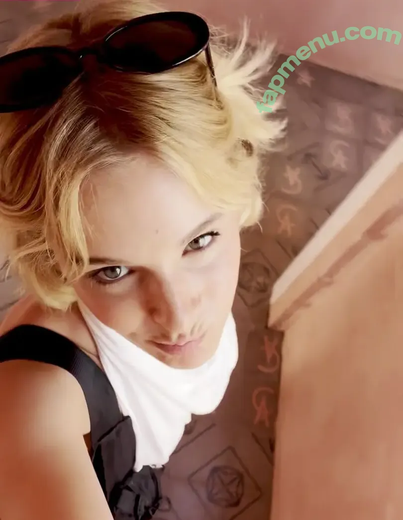 Pommelien Thijs nude photo #0826 (pommelienthijs / pommelinetilliere)