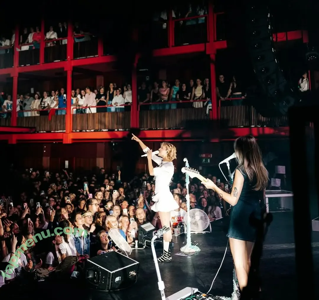 Pommelien Thijs nude photo #0836 (pommelienthijs / pommelinetilliere)