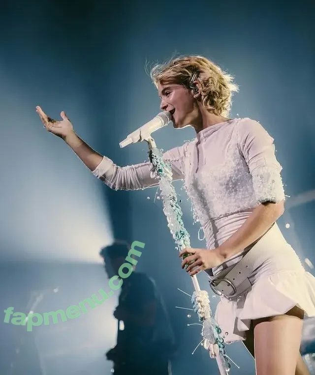 Pommelien Thijs nude photo #0848 (pommelienthijs / pommelinetilliere)