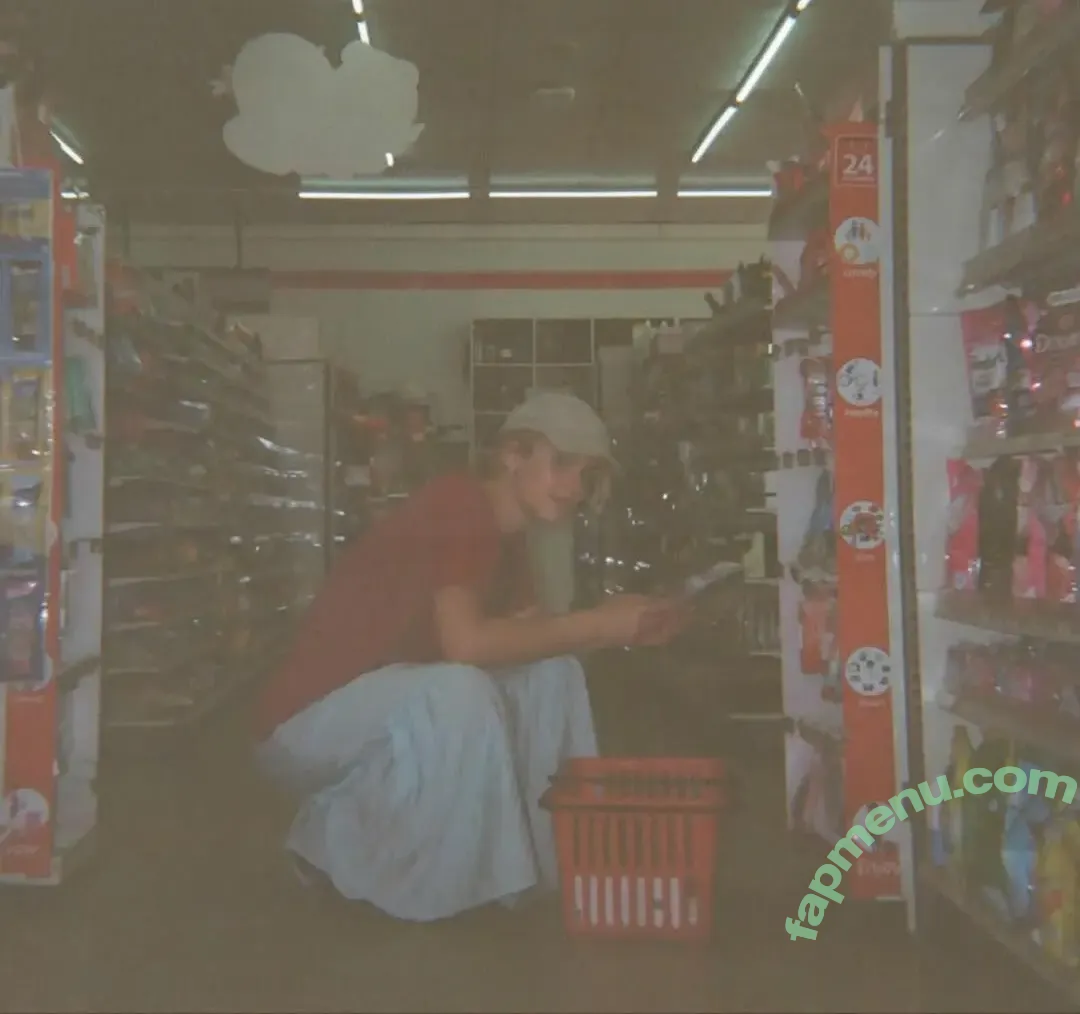 Pommelien Thijs nude photo #0908 (pommelienthijs / pommelinetilliere)