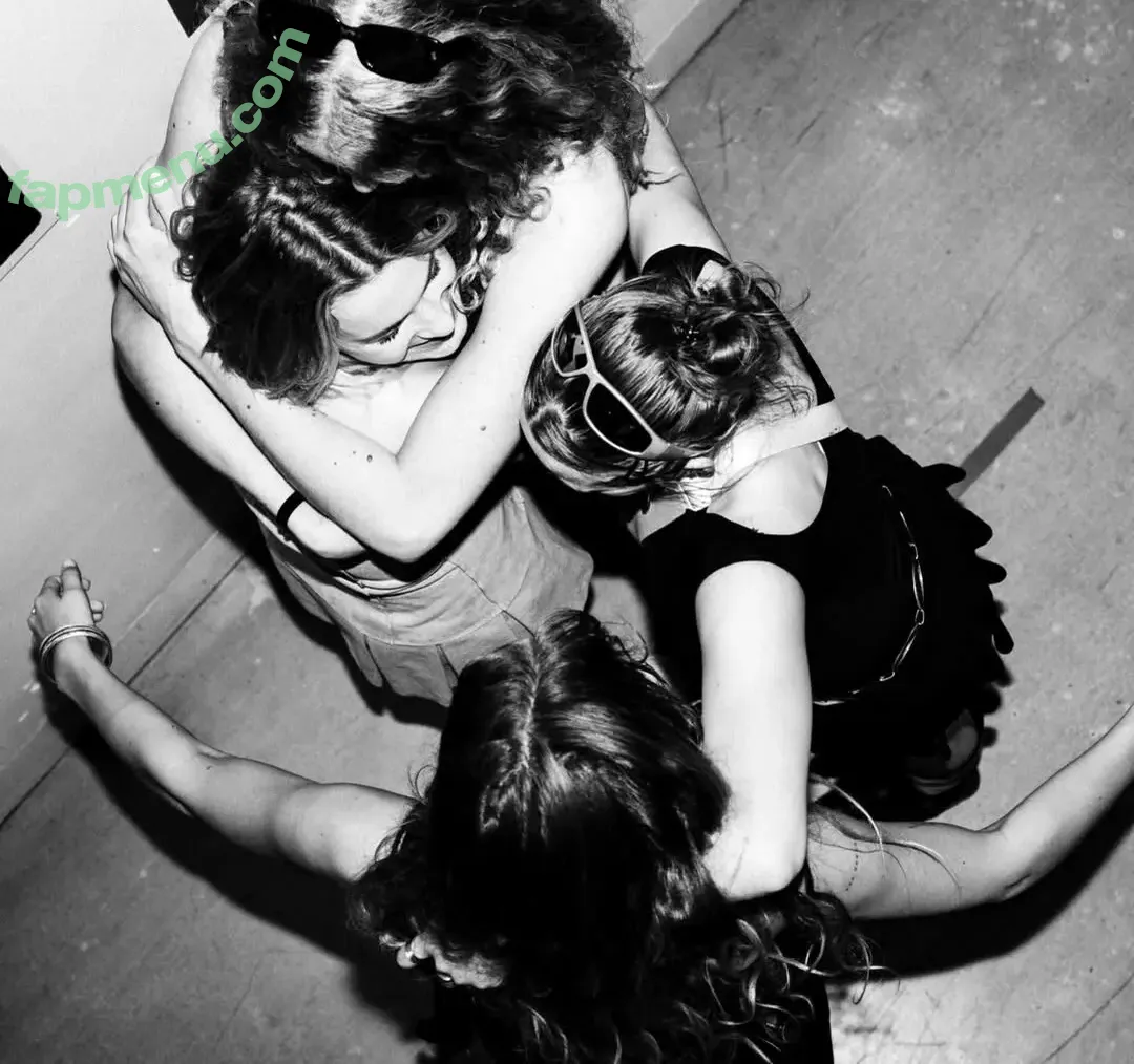 Pommelien Thijs nude photo #0912 (pommelienthijs / pommelinetilliere)