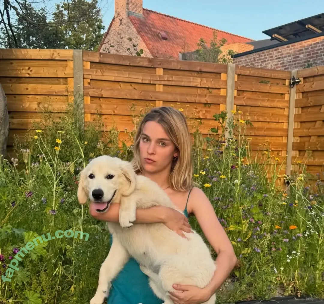 Pommelien Thijs nude photo #0913 (pommelienthijs / pommelinetilliere)