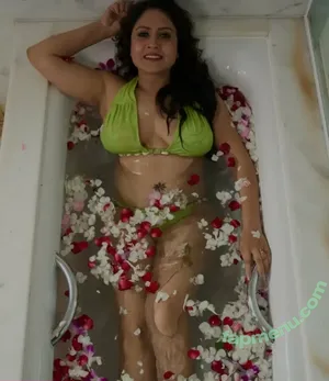 Pooja Singh Rajput / simply_pooja_17 nude photo #0001
