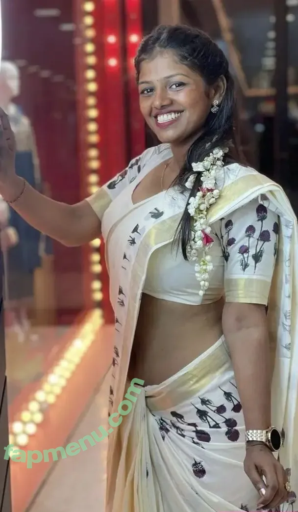 Pooja Thakur nude photo #0005 (Pooja Thakur)