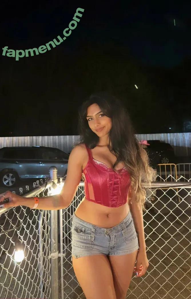 Poojaxsheth nude photo #0001 (Poojaxsheth)