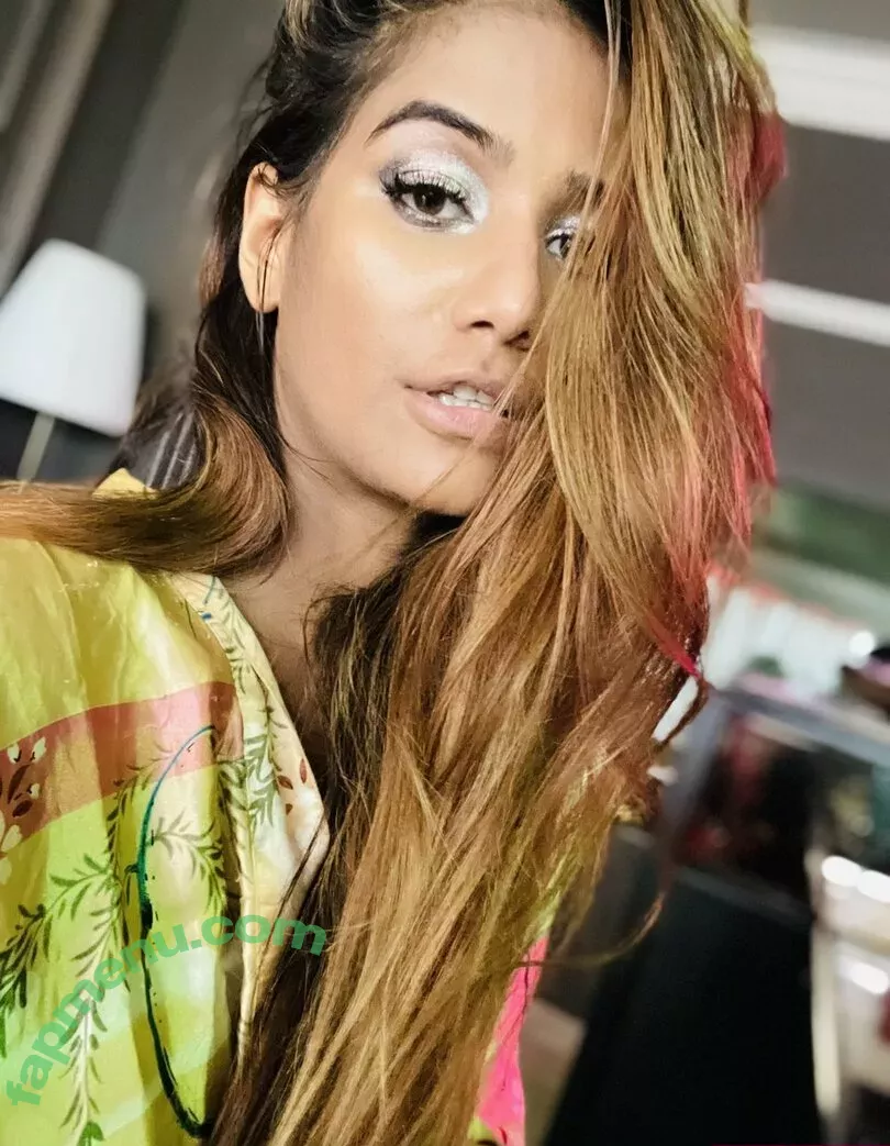 Poonam Pandey nude photo #0062 (Indian Goddess / iPoonampandey / poonampandeytv)