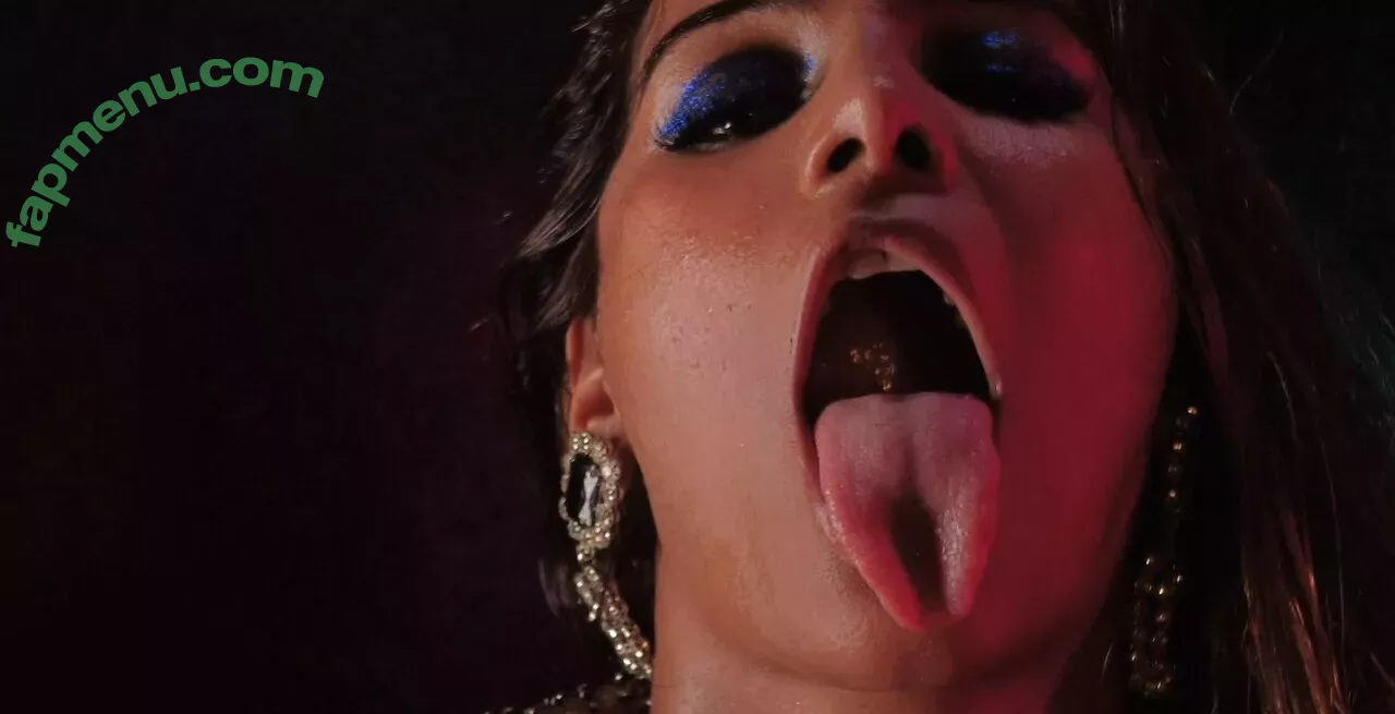 Poonam Pandey nude photo #0106 (Indian Goddess / iPoonampandey / poonampandeytv)