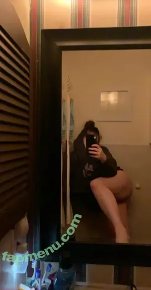  nude photo #0009
