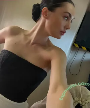 Poppy Corby Tuech / poppycorbytuech nude photo #0051