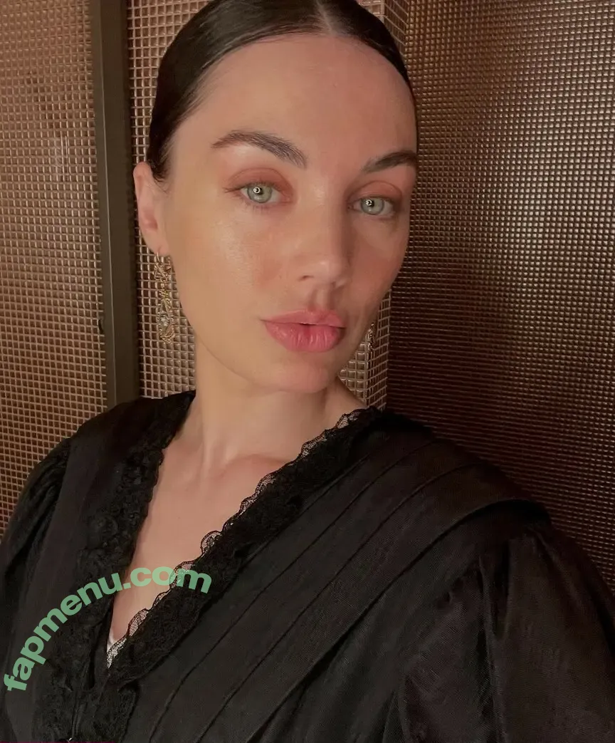 Poppy Corby Tuech nude photo #0053 (poppycorbytuech)