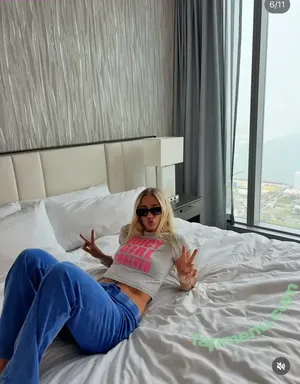 Popstar.katie / Katie Begley nude photo #0001