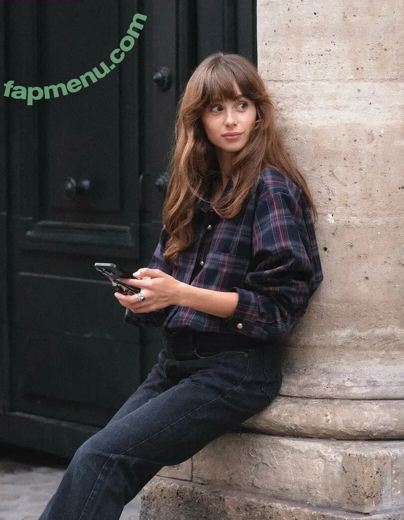 Poqssi nude photo #0084 (Poqssi)