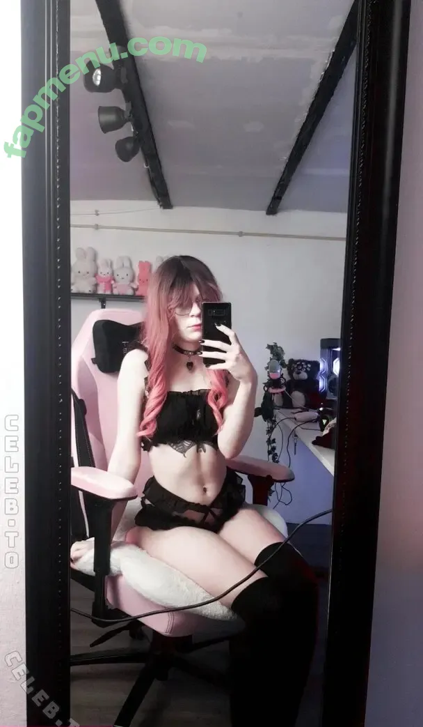 Porcelain Ghoul nude photo #0045 (p0rncelain_ghoul / porcelain.ghoul / porcelain_ghoul)