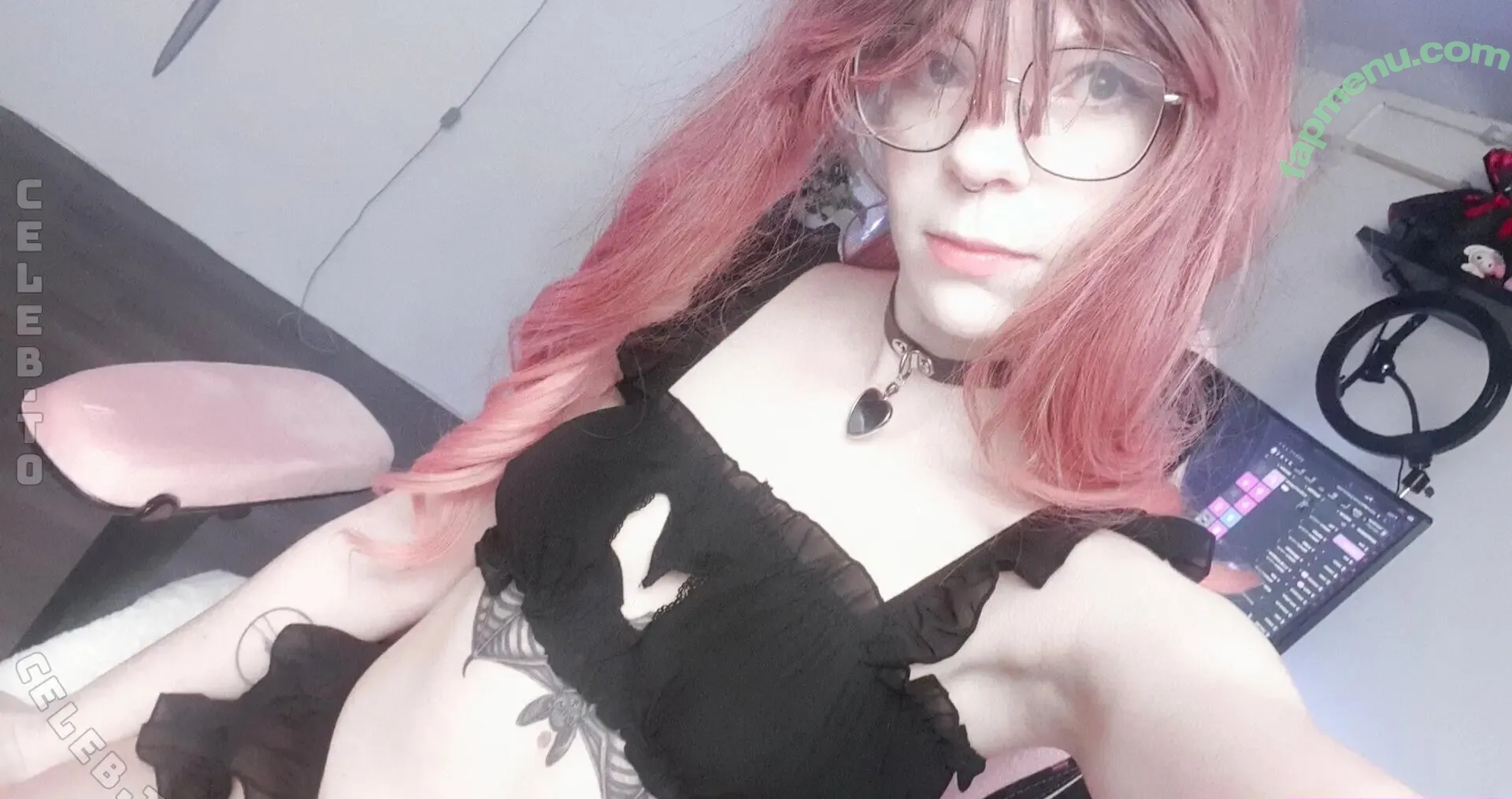 Porcelain Ghoul nude photo #0049 (p0rncelain_ghoul / porcelain.ghoul / porcelain_ghoul)