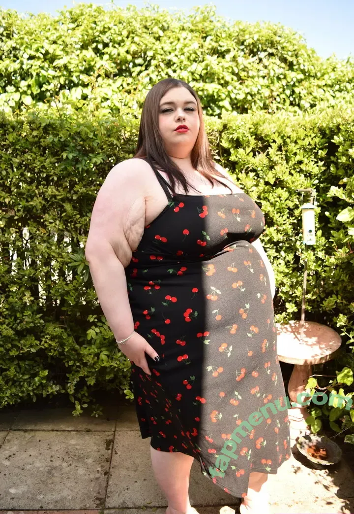 porcelainbbw nude photo #0008 (goddess_porcelain_)