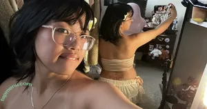 Porkbunnyxo / mociplumxo nude photo #0019